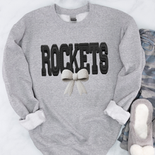 Load image into Gallery viewer, Faux Yarn White Bow Rockets