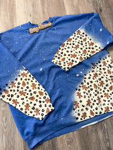 Load image into Gallery viewer, Gingerbread Leopard Splash Sweatshirt