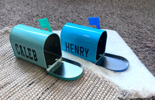 Load image into Gallery viewer, Personalized Valentine Mailboxes