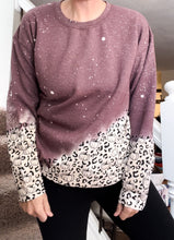 Load image into Gallery viewer, Leopard Pumpkin Splash Crewneck Sweatshirt