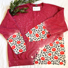 Load image into Gallery viewer, Leopard Lips Red Sweatshirt