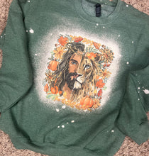 Load image into Gallery viewer, Fall Lion of Judah Bleached Top
